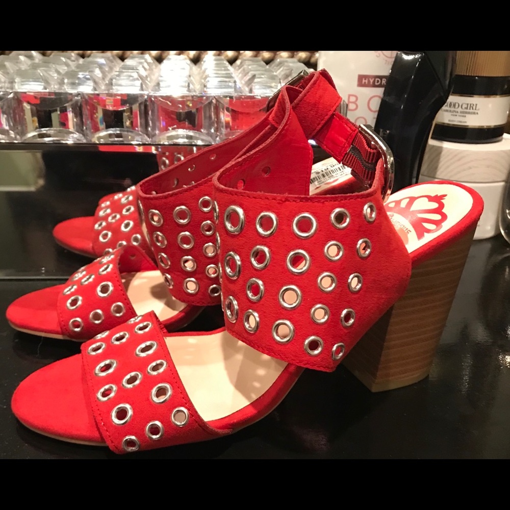 Red sandals - Picture 5 of 5